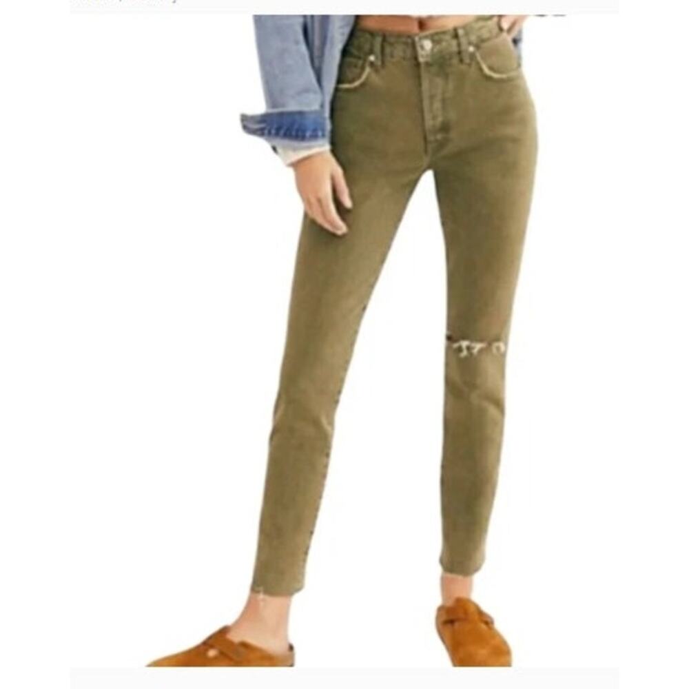 NWOT We The Free 1073492 Green Button Fly Stella Skinny‎ Destroyed Jeans Size 26